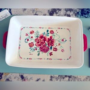 The Pioneer Woman Merry Meadows red large Rectangular Ceramic Holiday baker NEW